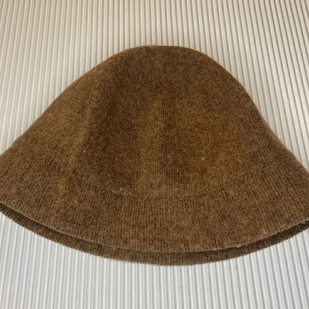 Wool blend bucket hat by August